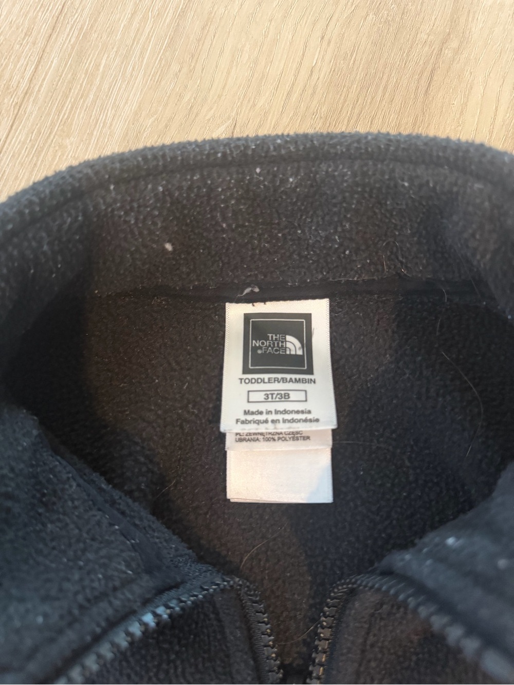 The North Face boys Black Fleece zip Jacket size 3T toddler - Picture 3 of 3
